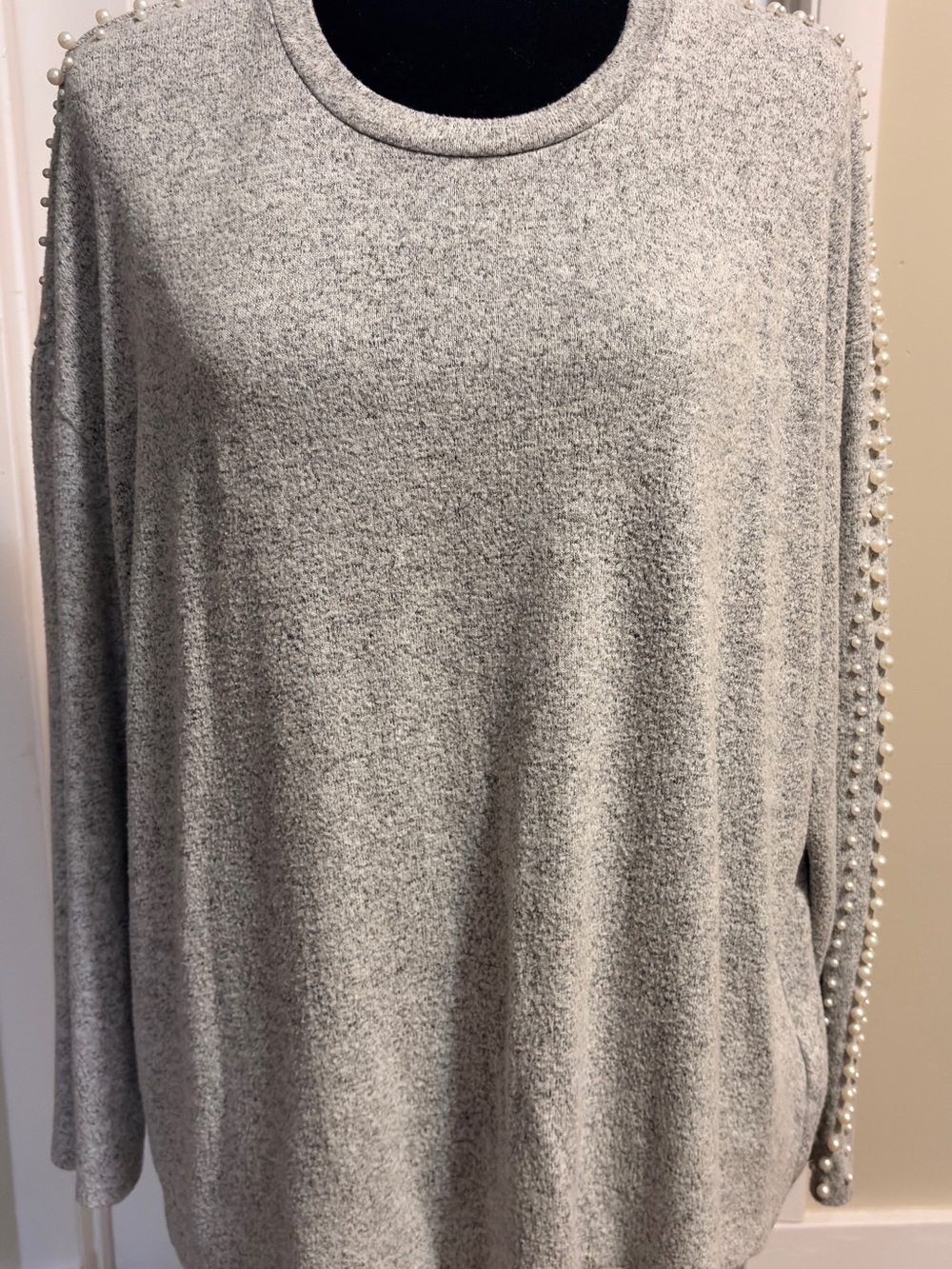 H&M Light Gray Pearl-Embellished Sweater
